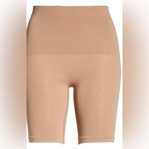 SKIMS Core Control Short - Sienna